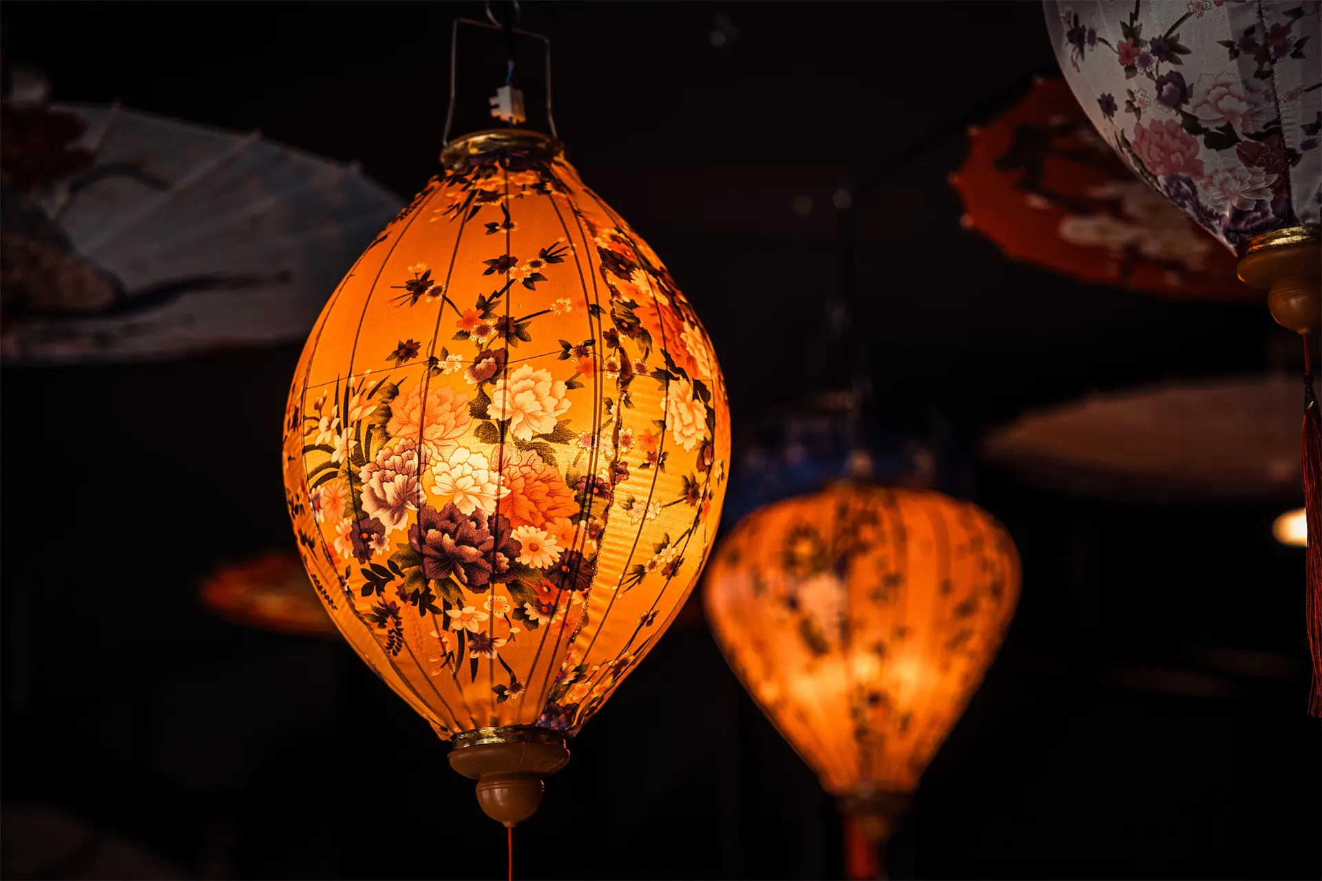 Linvy-Restaurant-Galerie-Ambiente-1